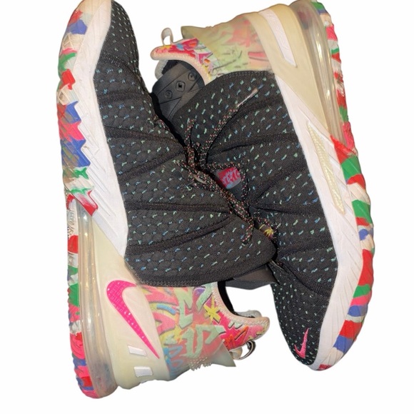 Nike LeBron 18 James gang mens shoes size 12 - Picture 3 of 5